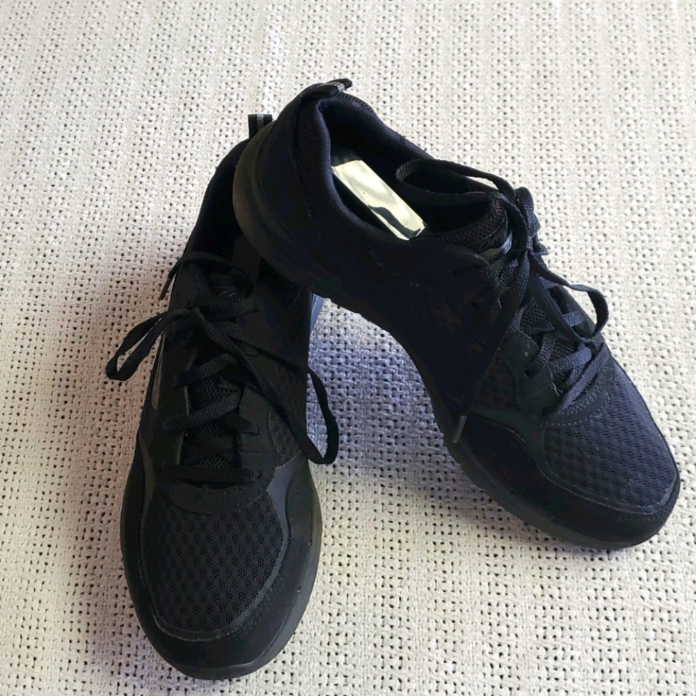 Skecher Lite weight, Gel Cooled Sz. 7.5 Sneakers